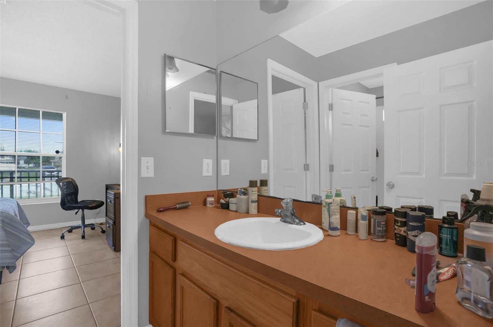 GLENEAGLES - Residential Lease