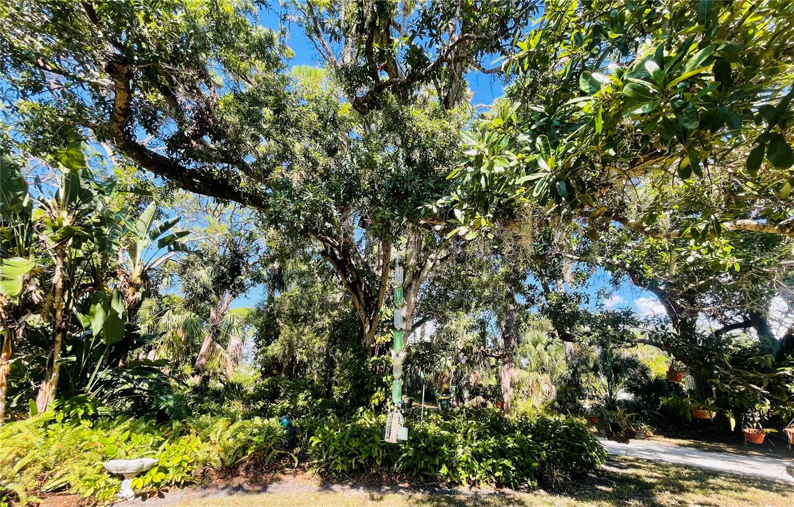 INDIAN BEACH MAP OF - Land