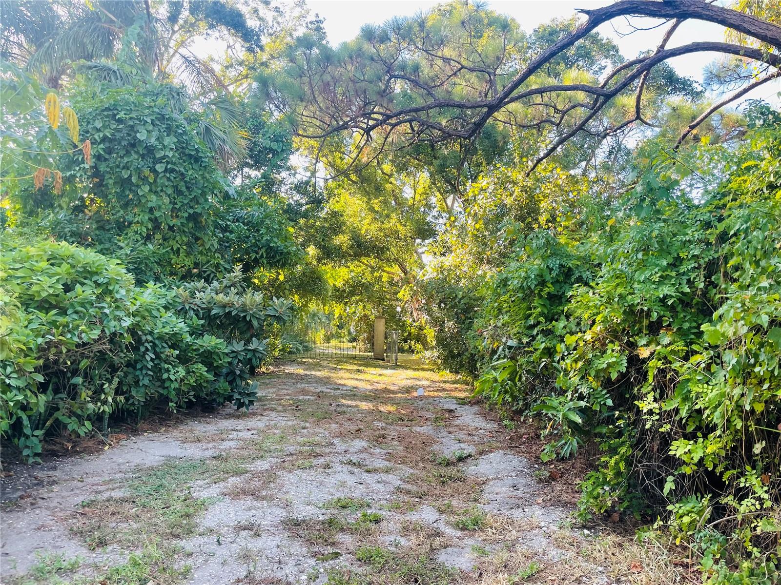 INDIAN BEACH MAP OF - Land