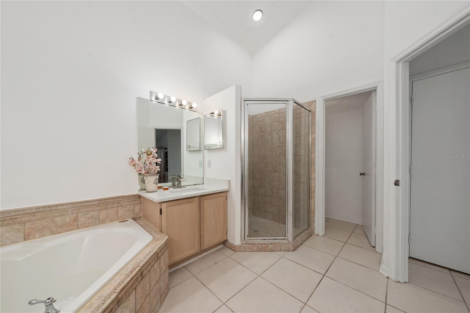 VENTURA VILLAGE PH 04 - Residential