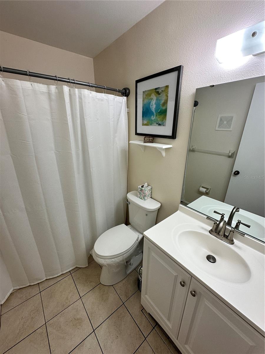 MIRROR LAKE CONDO SEC 4 - Residential Lease