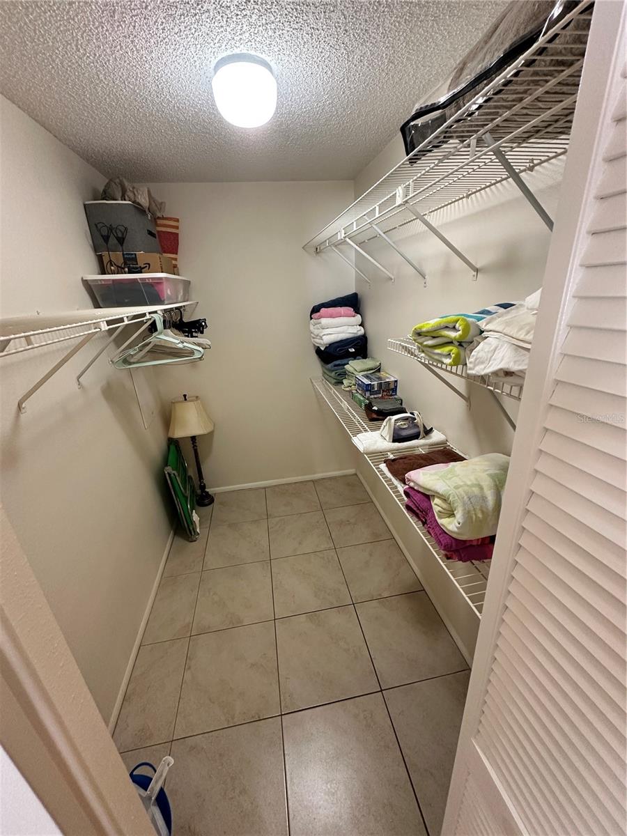 MIRROR LAKE CONDO SEC 4 - Residential Lease