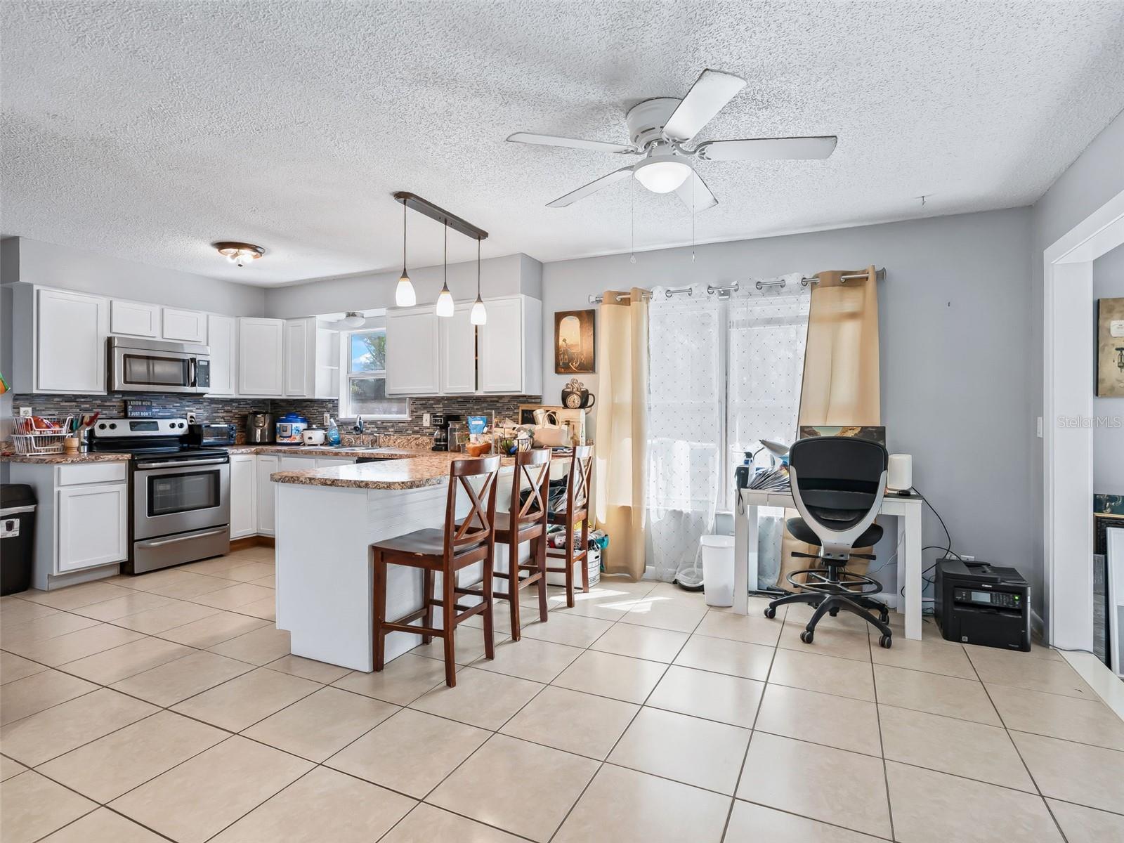 SILVER SPGS SHORES UN 02 - Residential