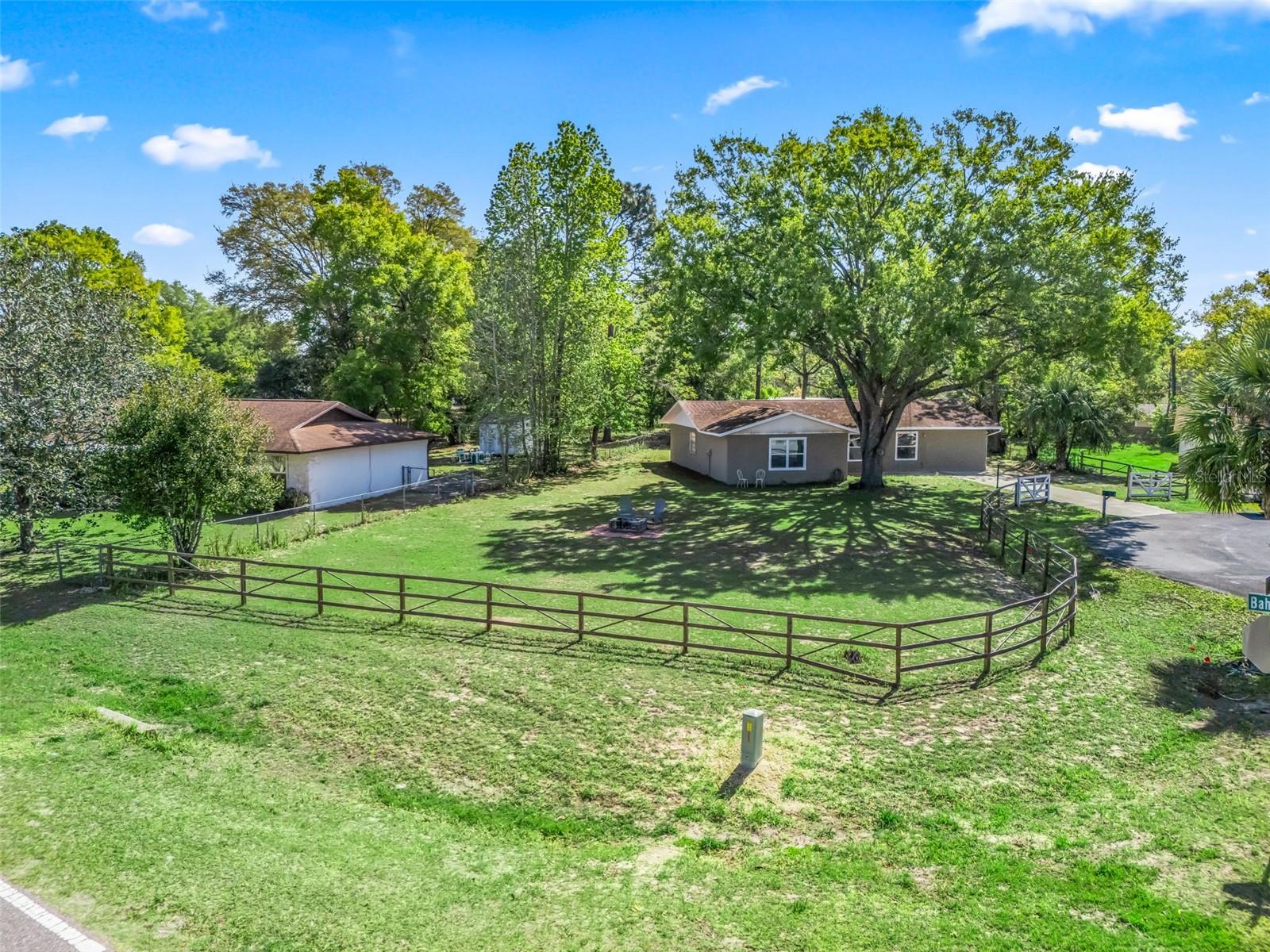 SILVER SPGS SHORES UN 02 - Residential