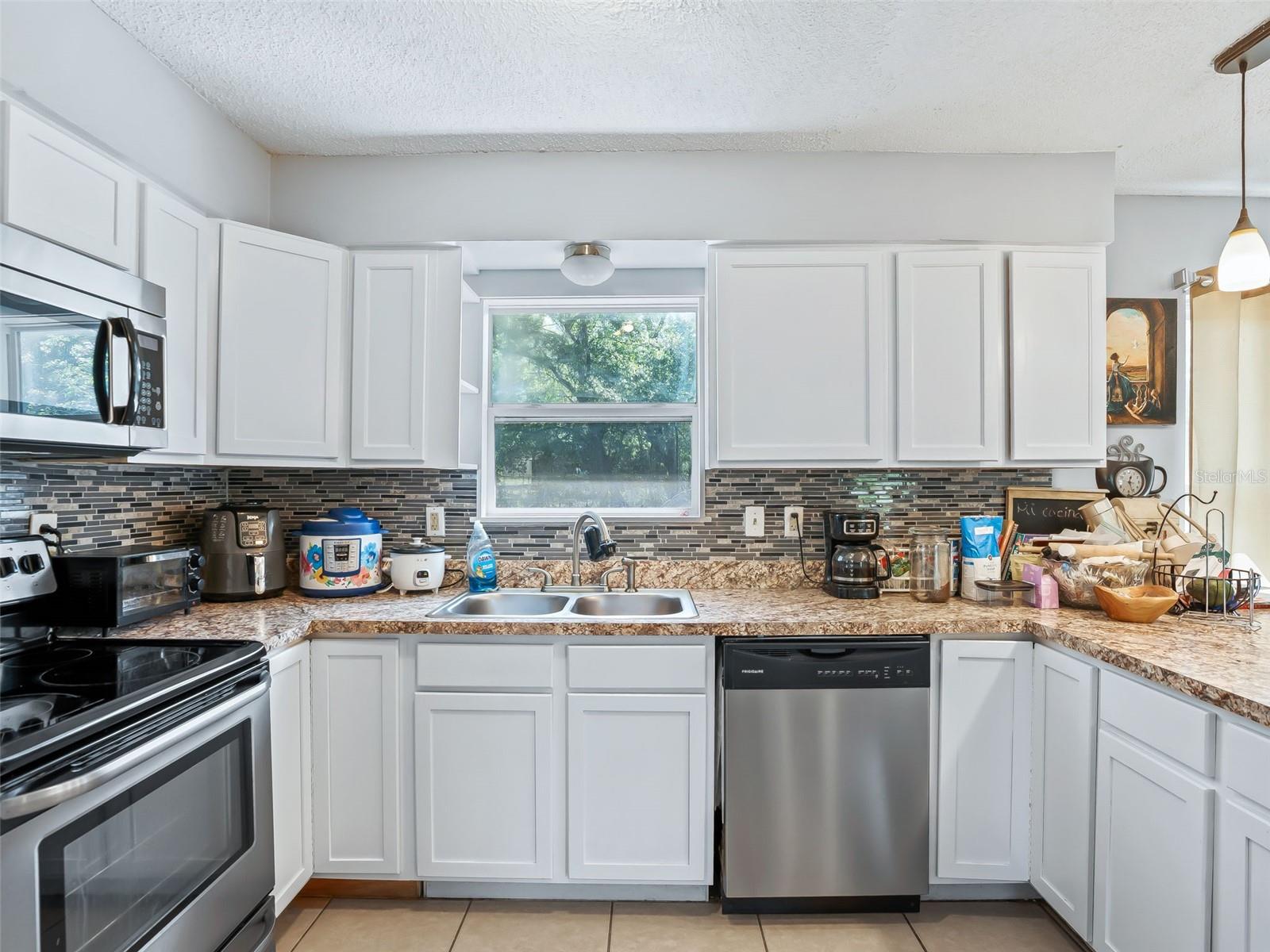 SILVER SPGS SHORES UN 02 - Residential