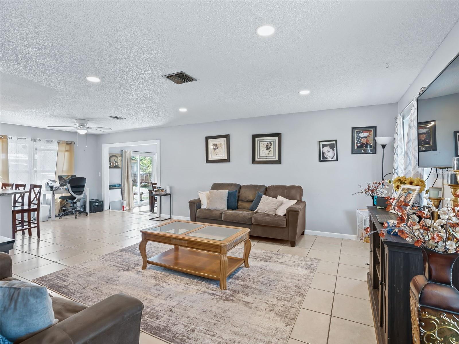 SILVER SPGS SHORES UN 02 - Residential