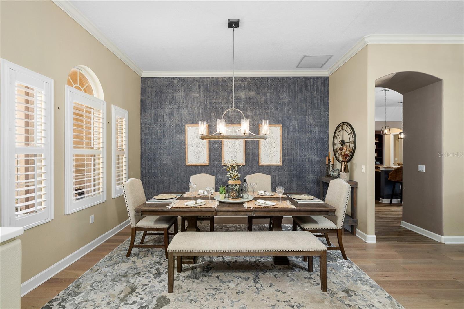 6231 CYPRESS BEND COURT