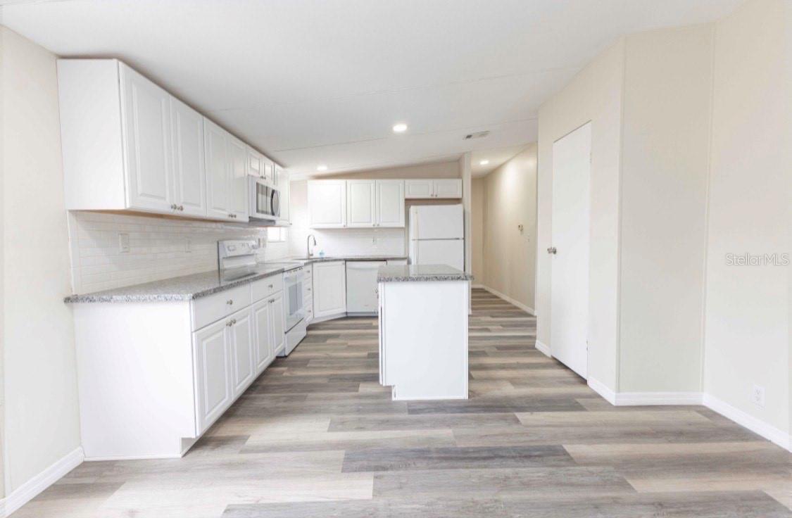 OAKLAND HILLS SUB - Residential