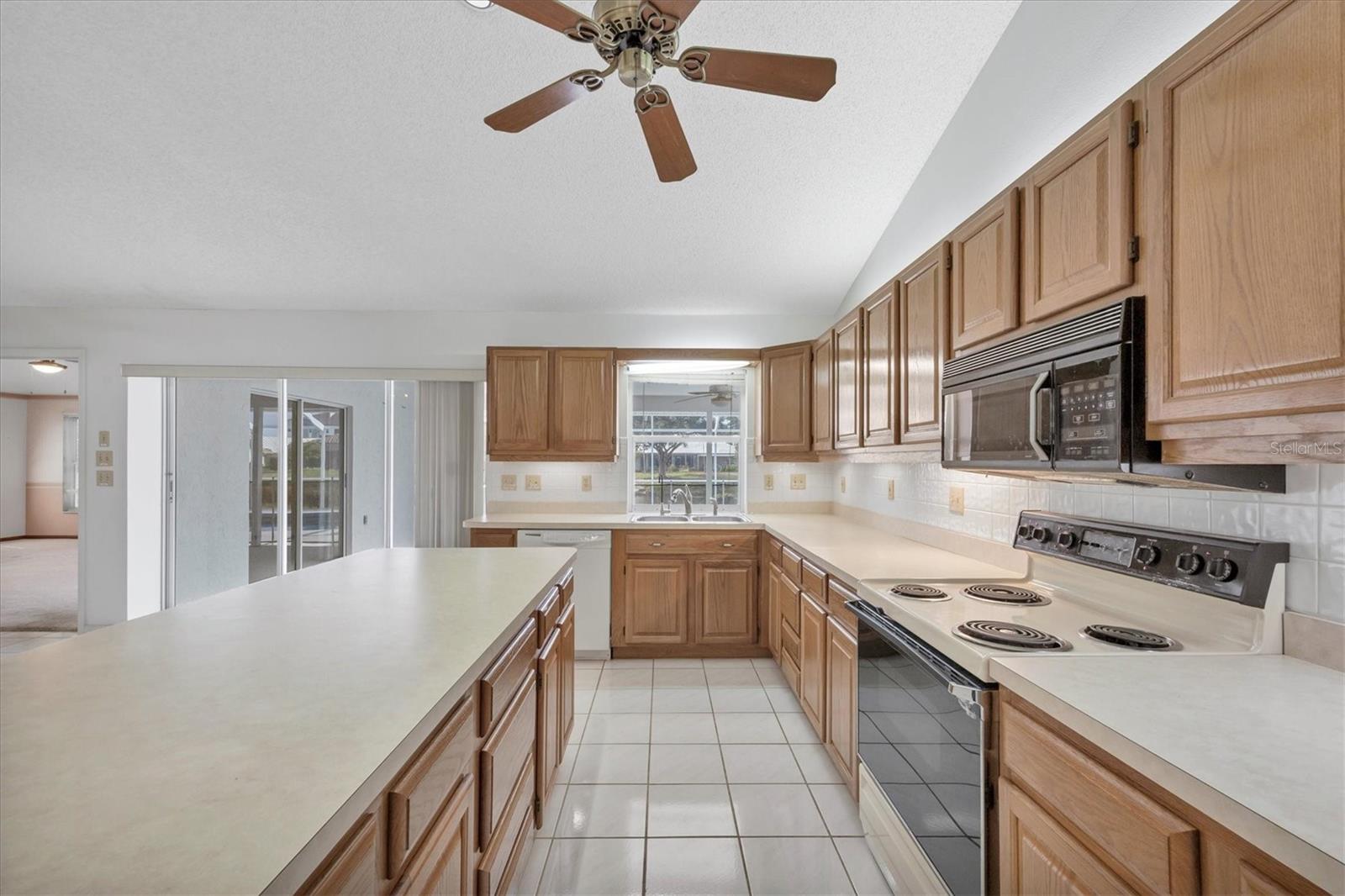 CHESTNUT CREEK ESTATES - Residential