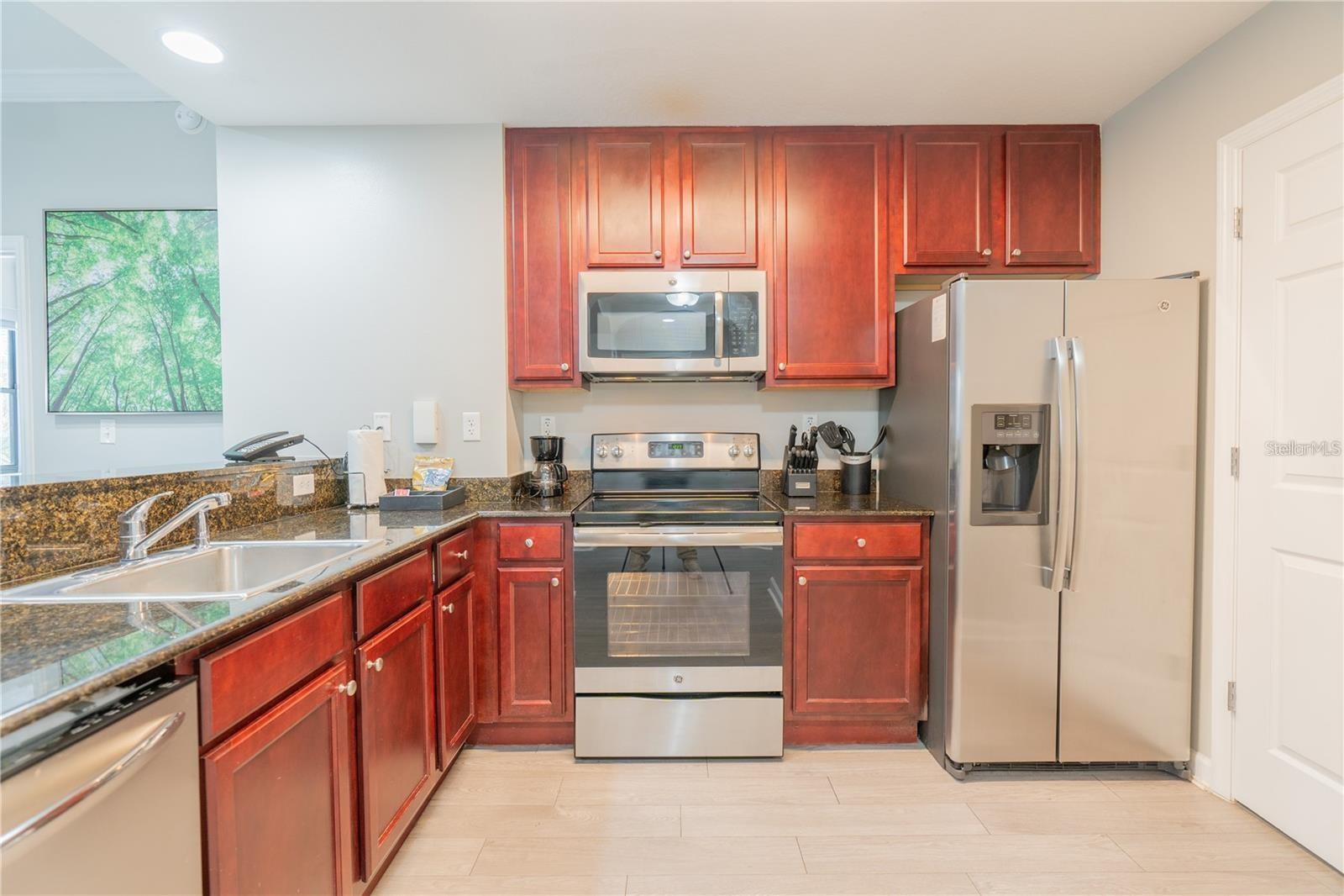 GROVE RESORT AND SPA HOTEL CONDO - Residential