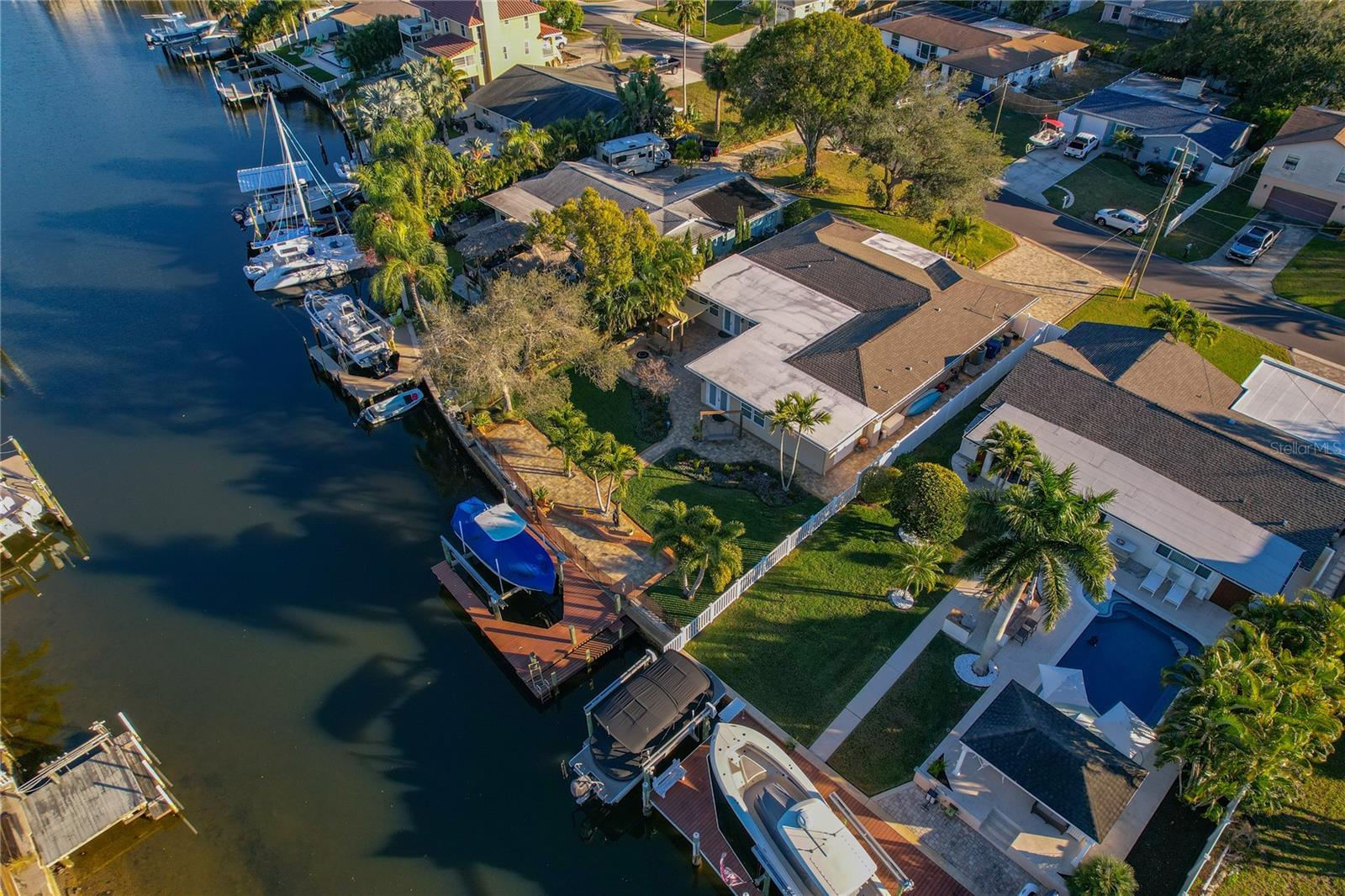 BAYWOOD VILLAGE SEC 2 - Residential