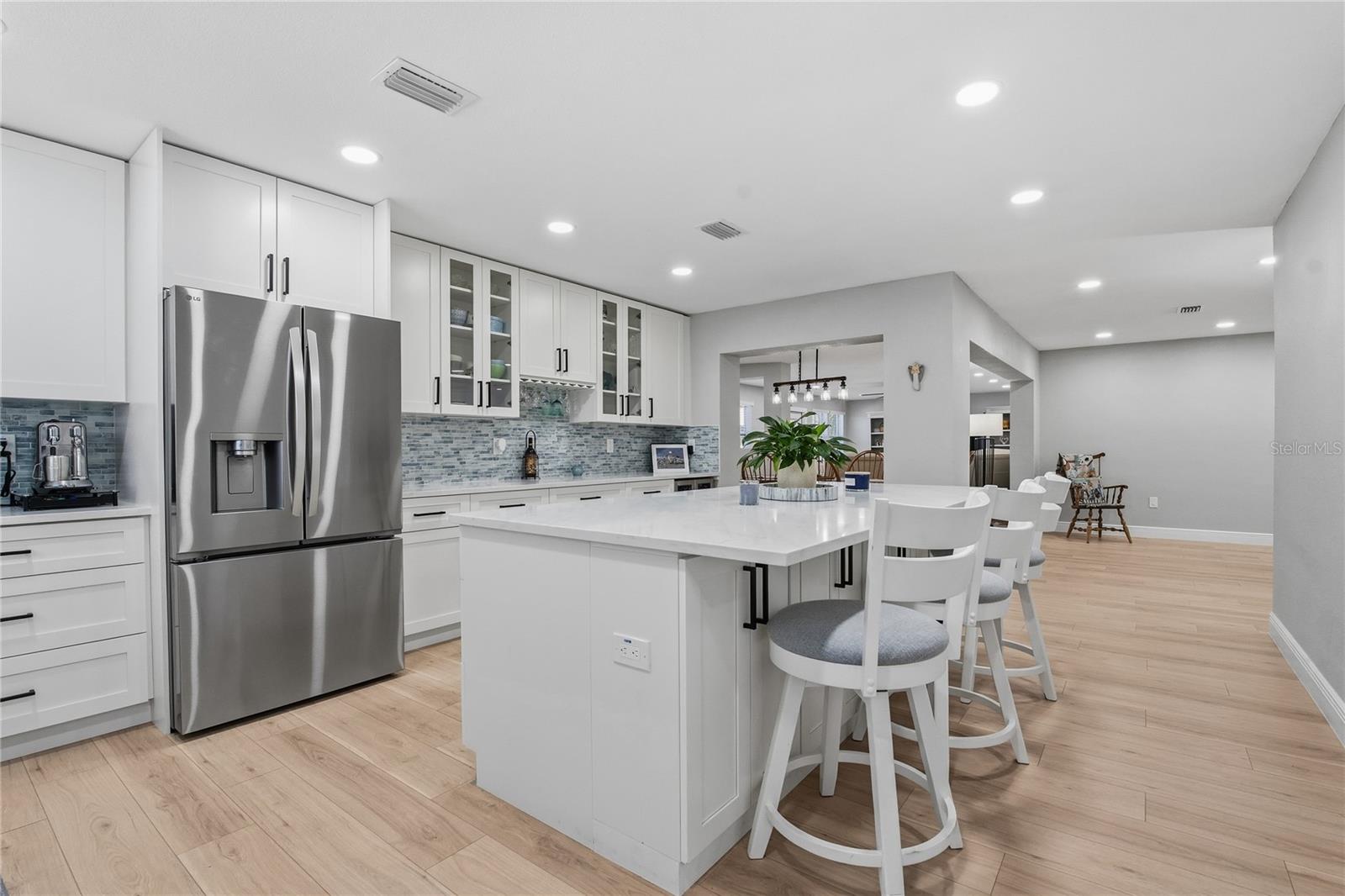 BAYWOOD VILLAGE SEC 2 - Residential