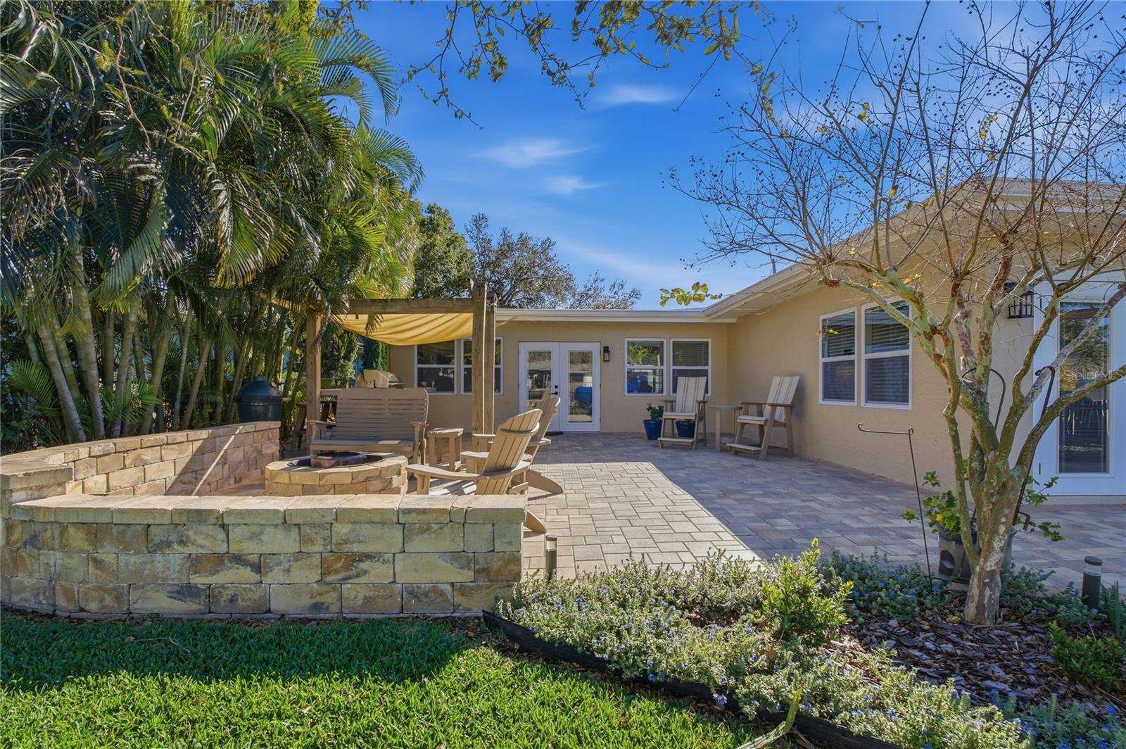 BAYWOOD VILLAGE SEC 2 - Residential