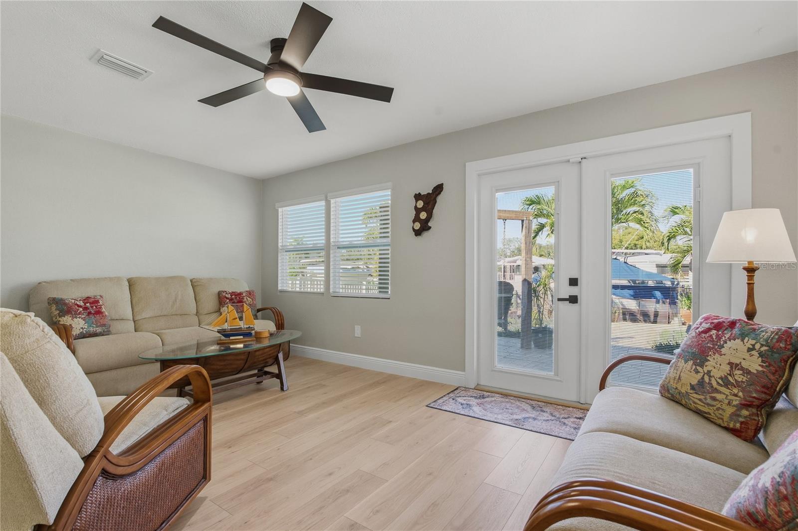 BAYWOOD VILLAGE SEC 2 - Residential