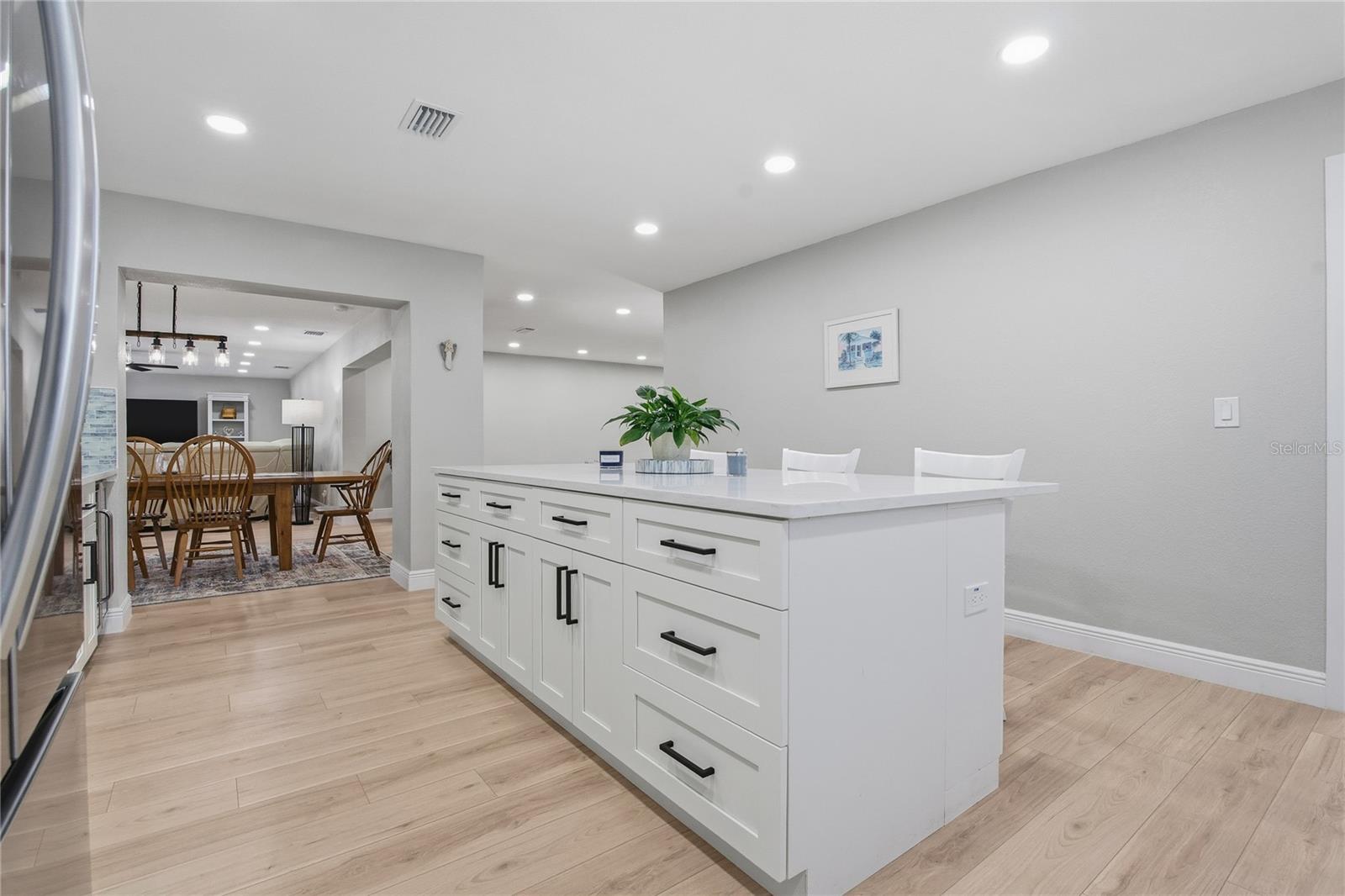 BAYWOOD VILLAGE SEC 2 - Residential