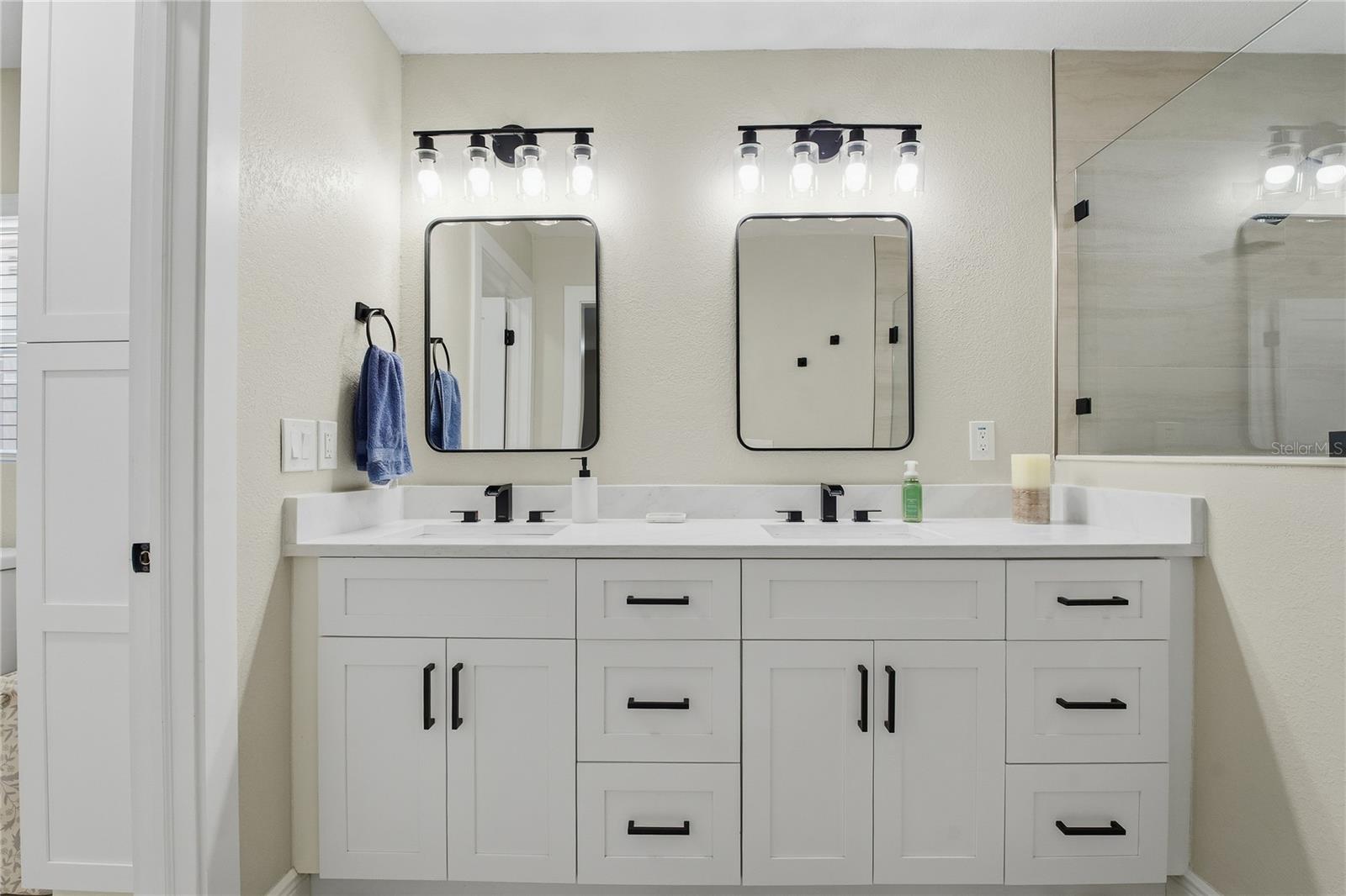 BAYWOOD VILLAGE SEC 2 - Residential