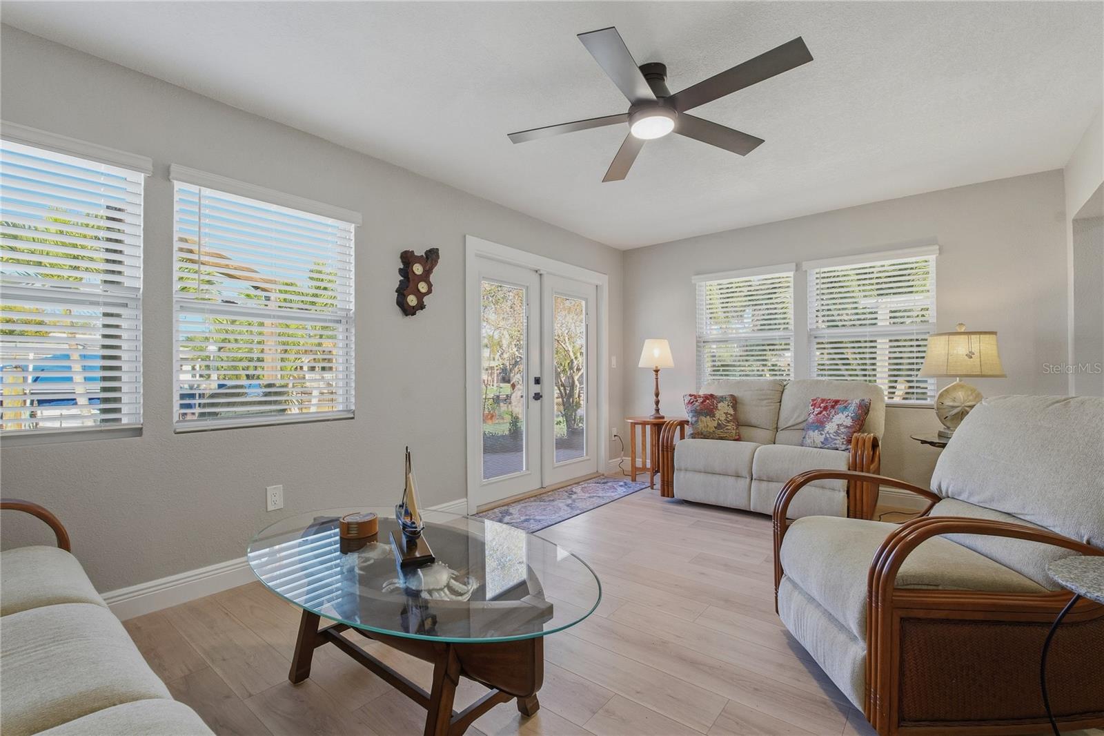 BAYWOOD VILLAGE SEC 2 - Residential