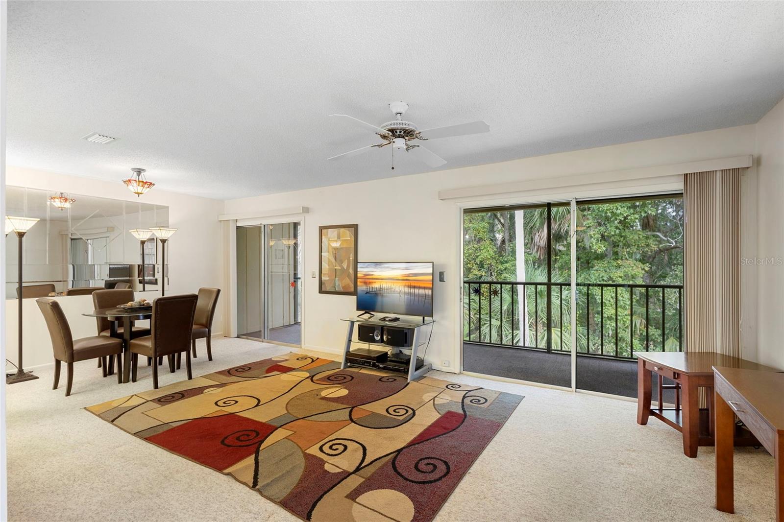 LAKESIDE CONDO APTS - Residential