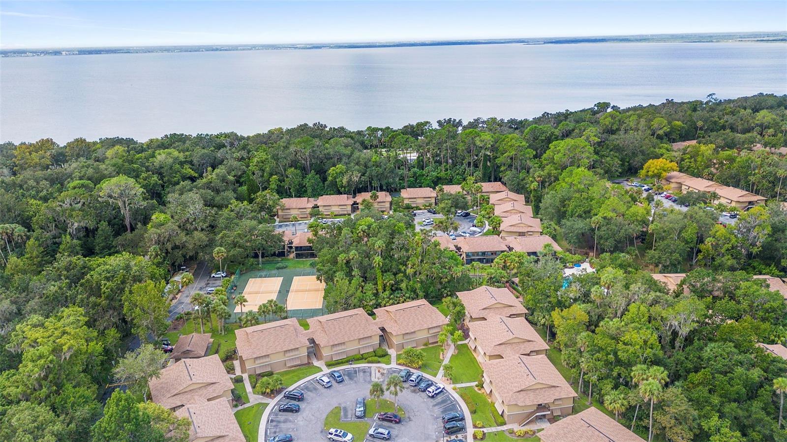 130 JASMINE WOODS COURT 4B