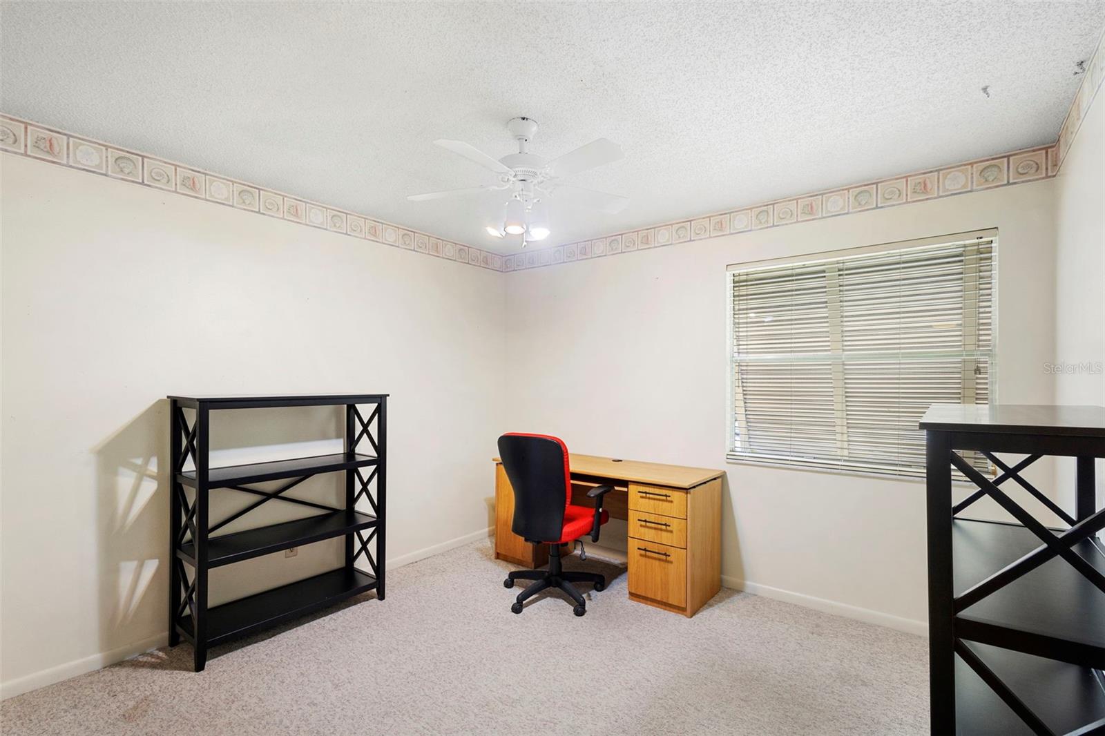 LAKESIDE CONDO APTS - Residential