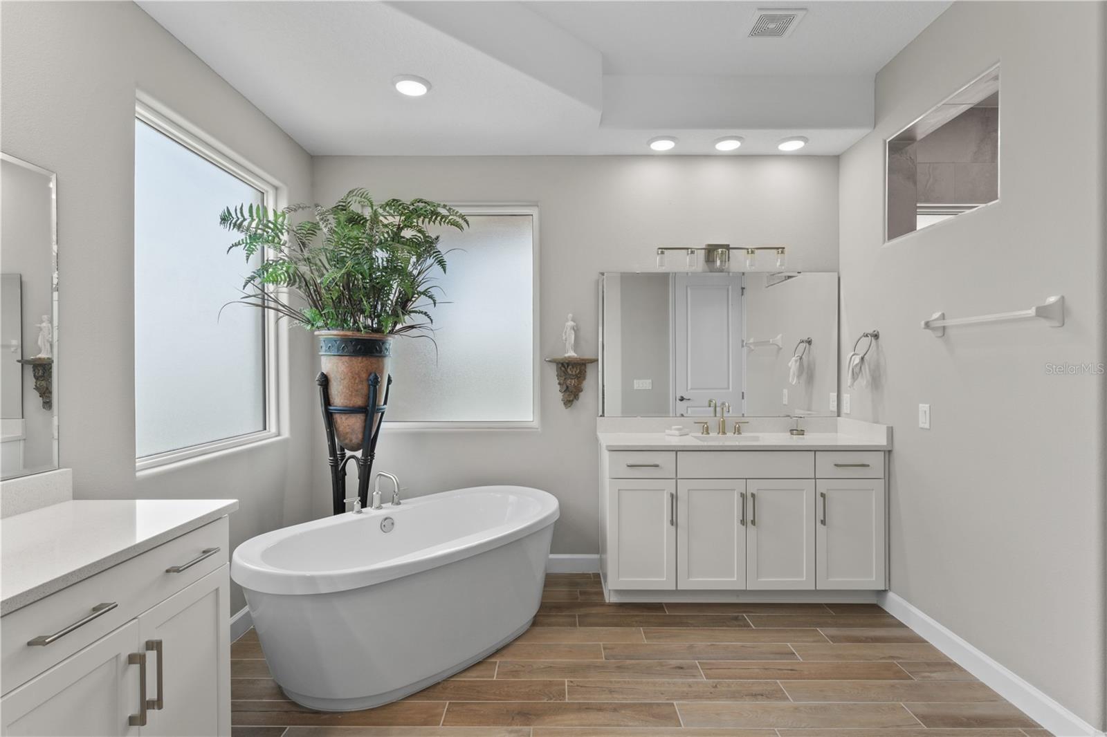 HAMPTON LANDING / PROVIDENCE - Residential