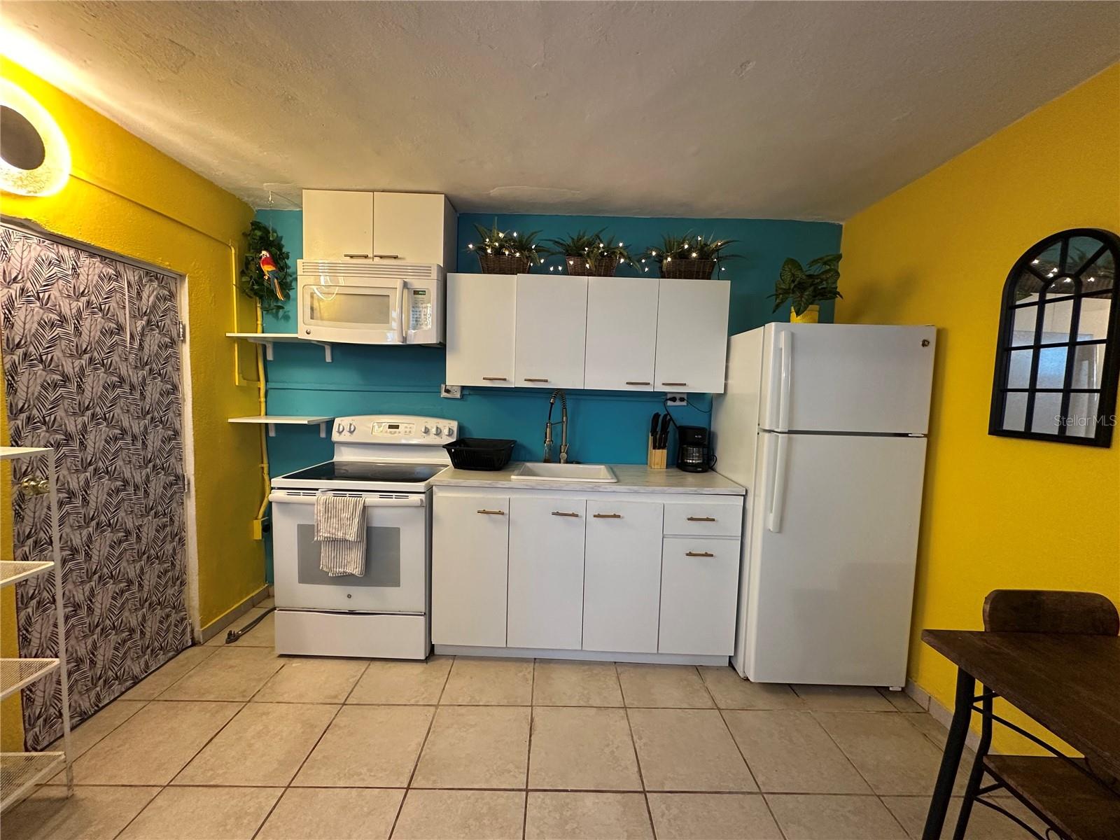 VILLA PALMERAS - Residential