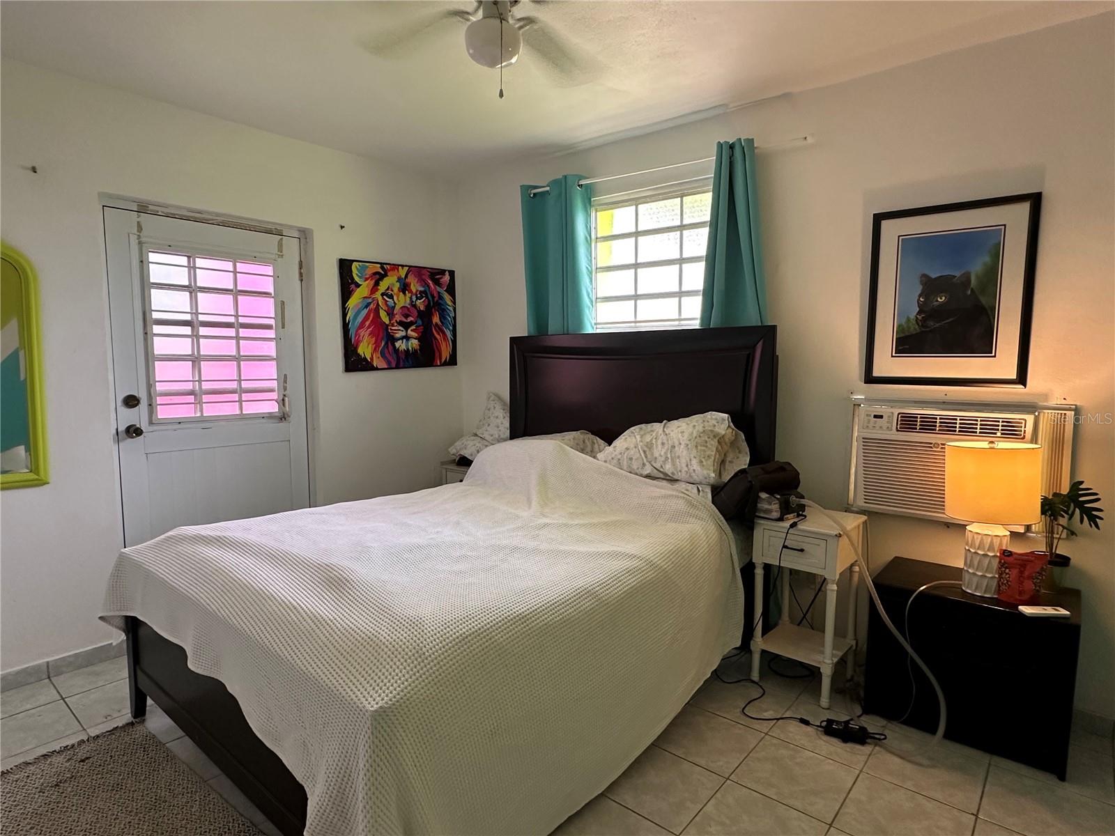 VILLA PALMERAS - Residential