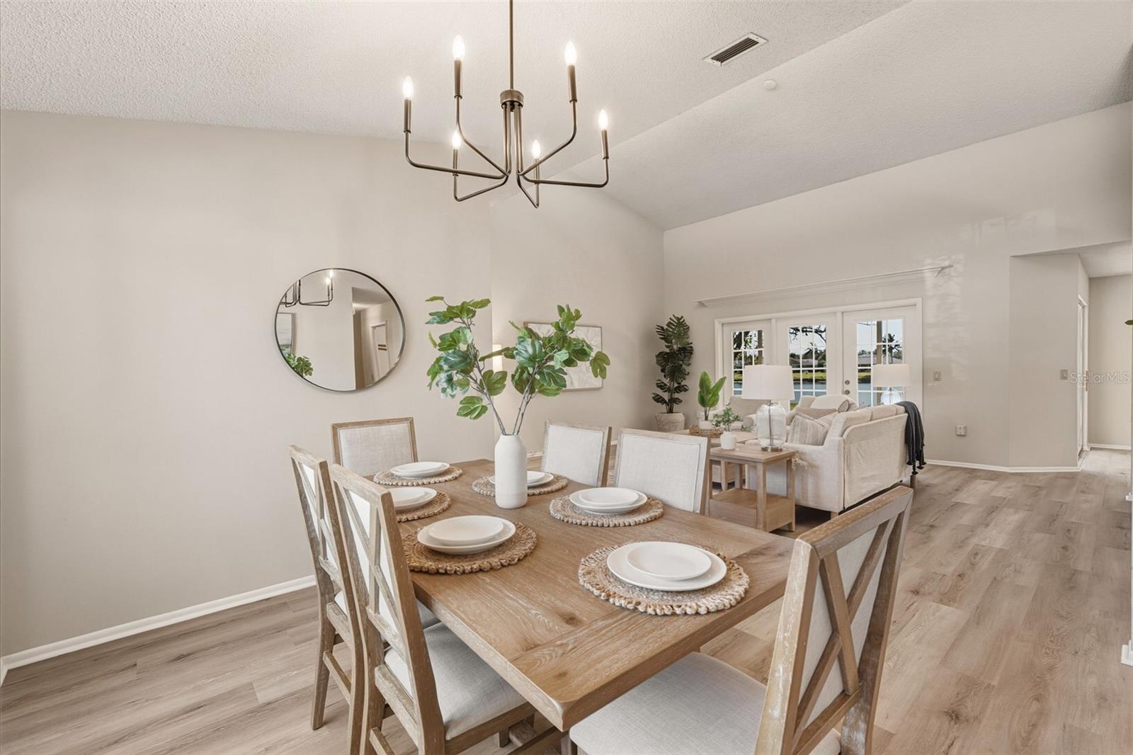 MEADOW RUN AT JACARANDA - Residential