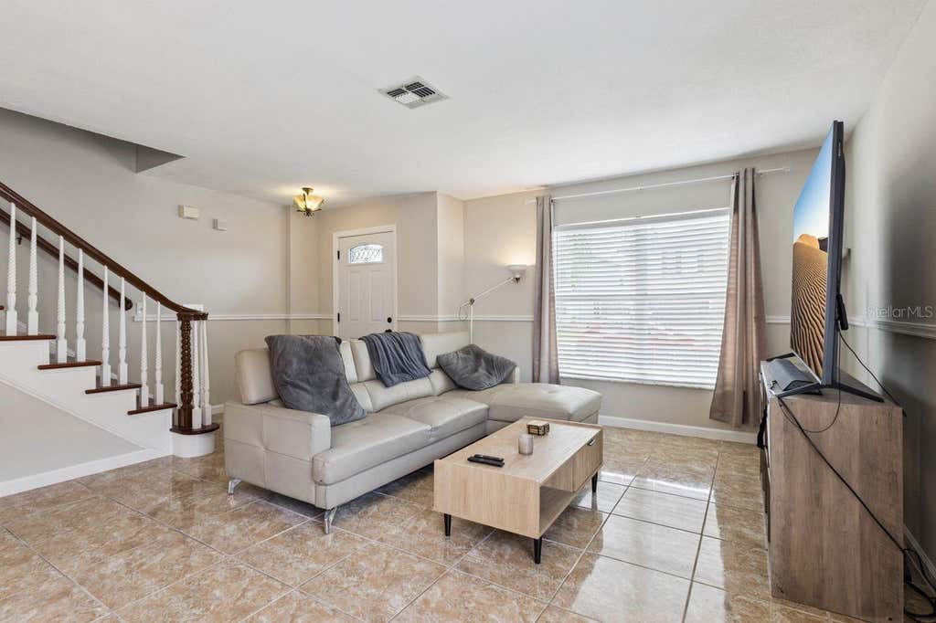 Photo of 3125 Holland Drive, Orlando, FL 32825 (MLS # O6429577)