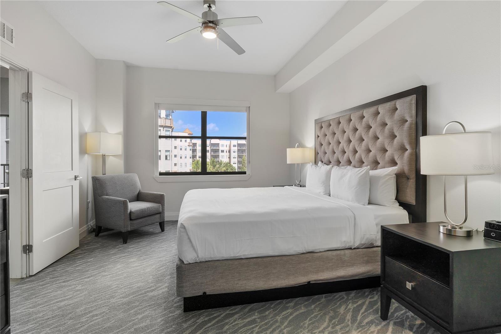 GROVE RESIDENCE & SPA HOTEL CONDO 3 - Residential