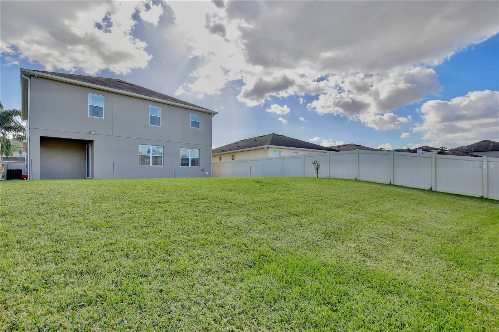 POINTE/HUNTERS CRK - Residential