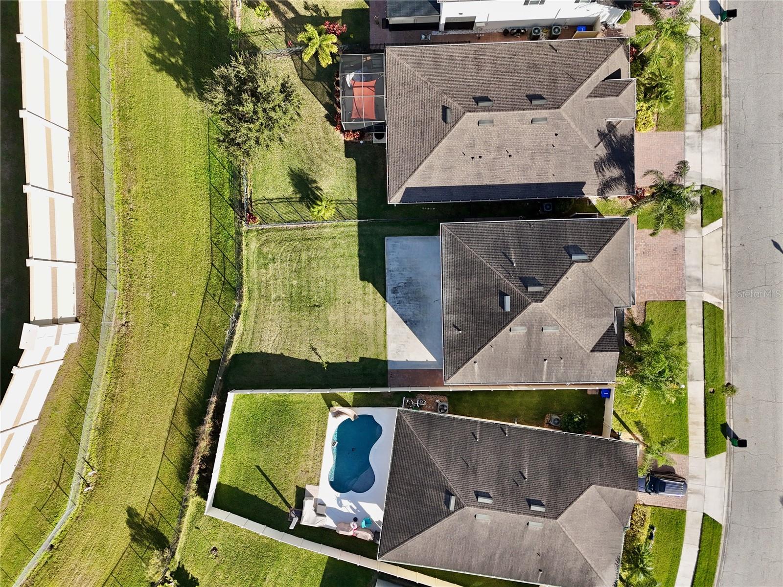 POINTE/HUNTERS CRK - Residential