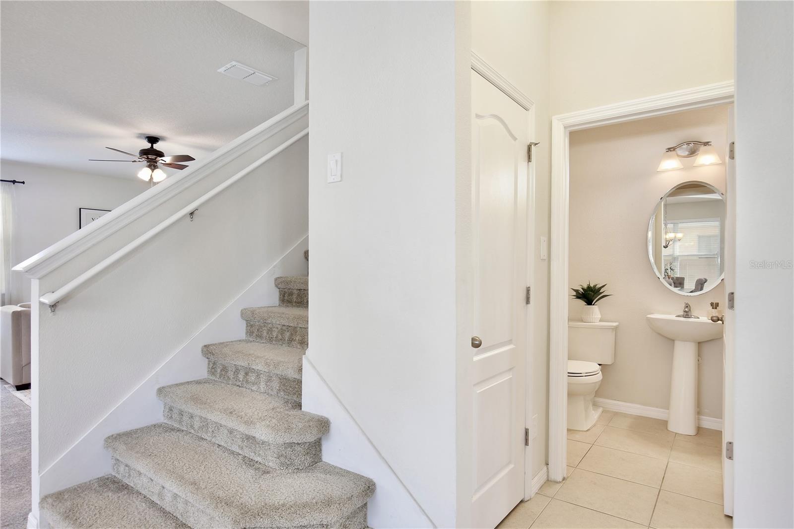 POINTE/HUNTERS CRK - Residential