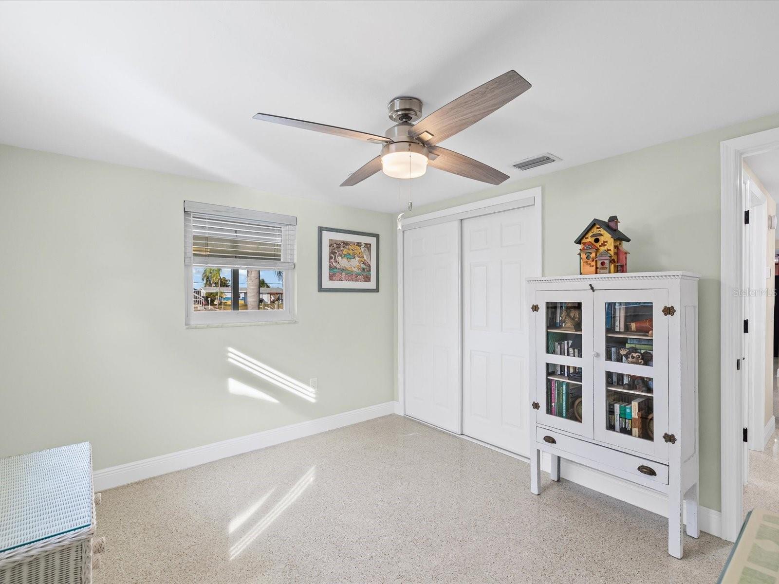 LEISURE BEACH - Residential