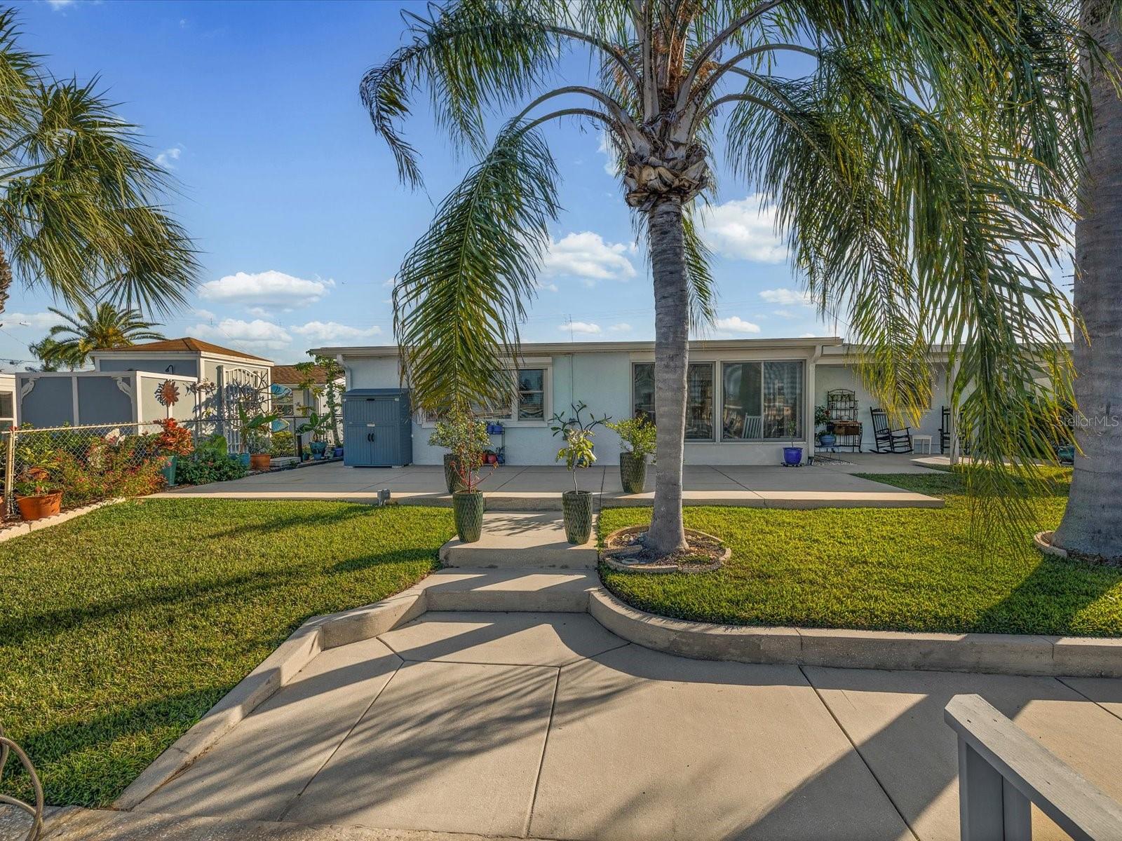 LEISURE BEACH - Residential