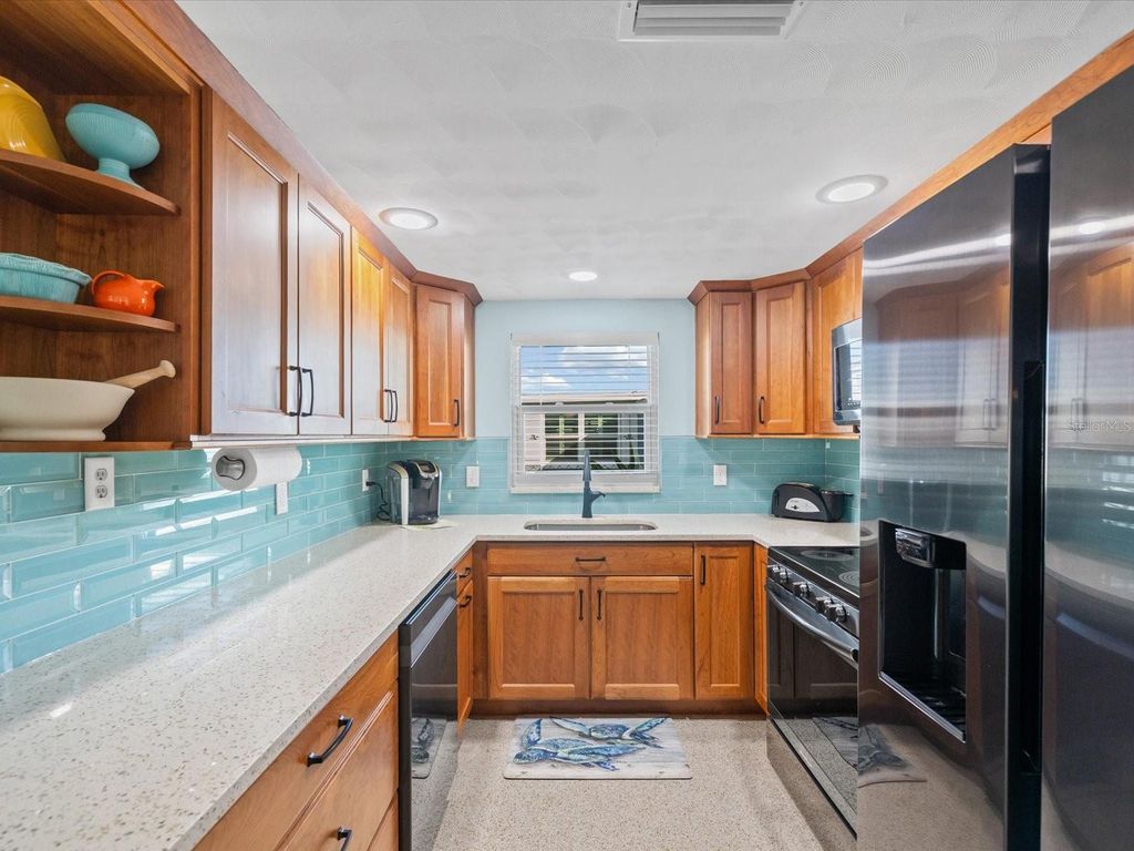 Photo of 12637 4th Isle, Hudson, FL 34667 (MLS # W7881385)