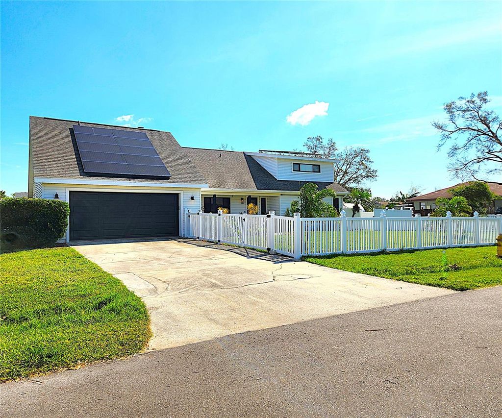 Photo of 1608 20th Avenue W, Palmetto, FL 34221 (MLS # TB8389903)