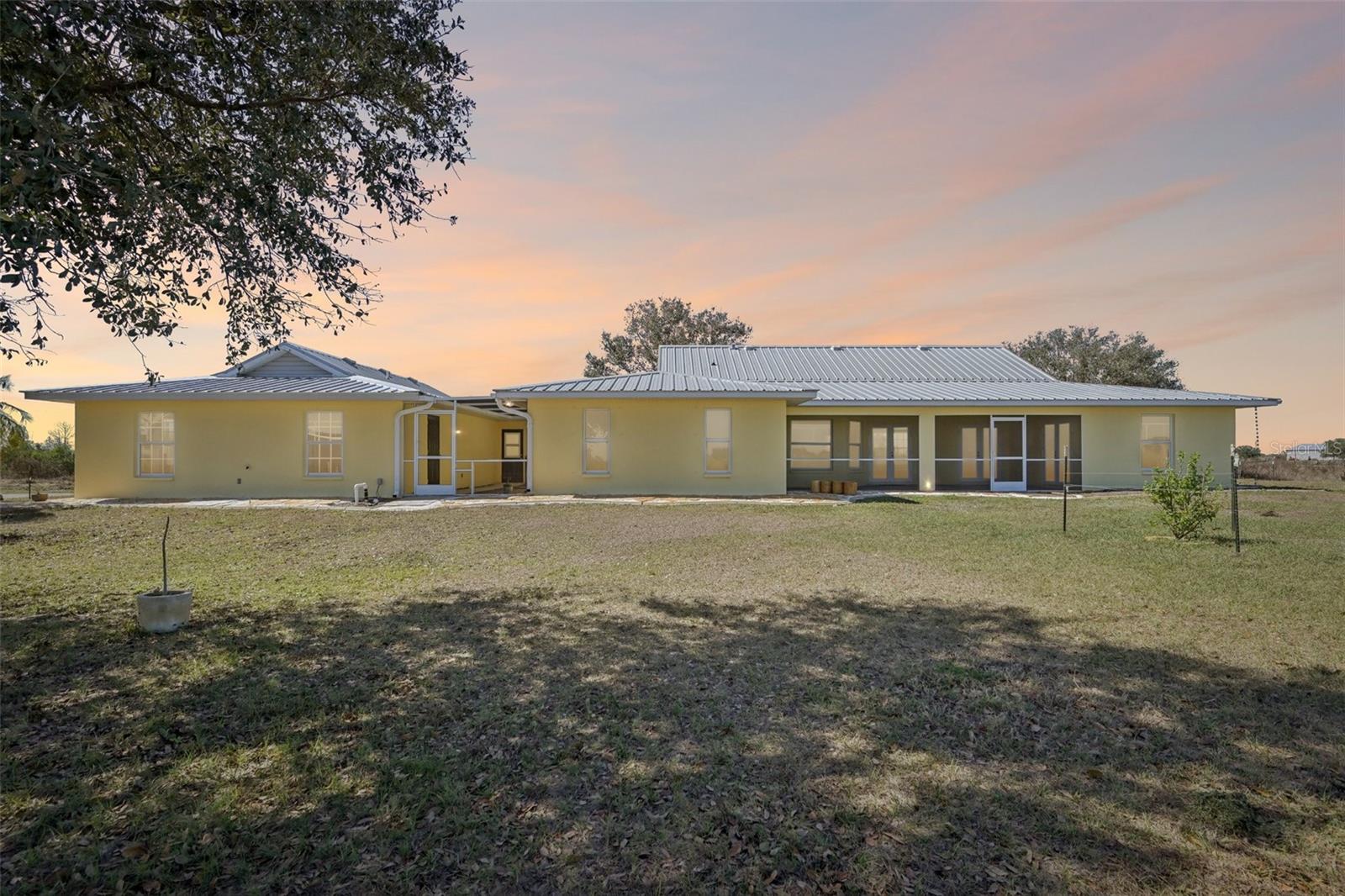 ACREAGE - Residential