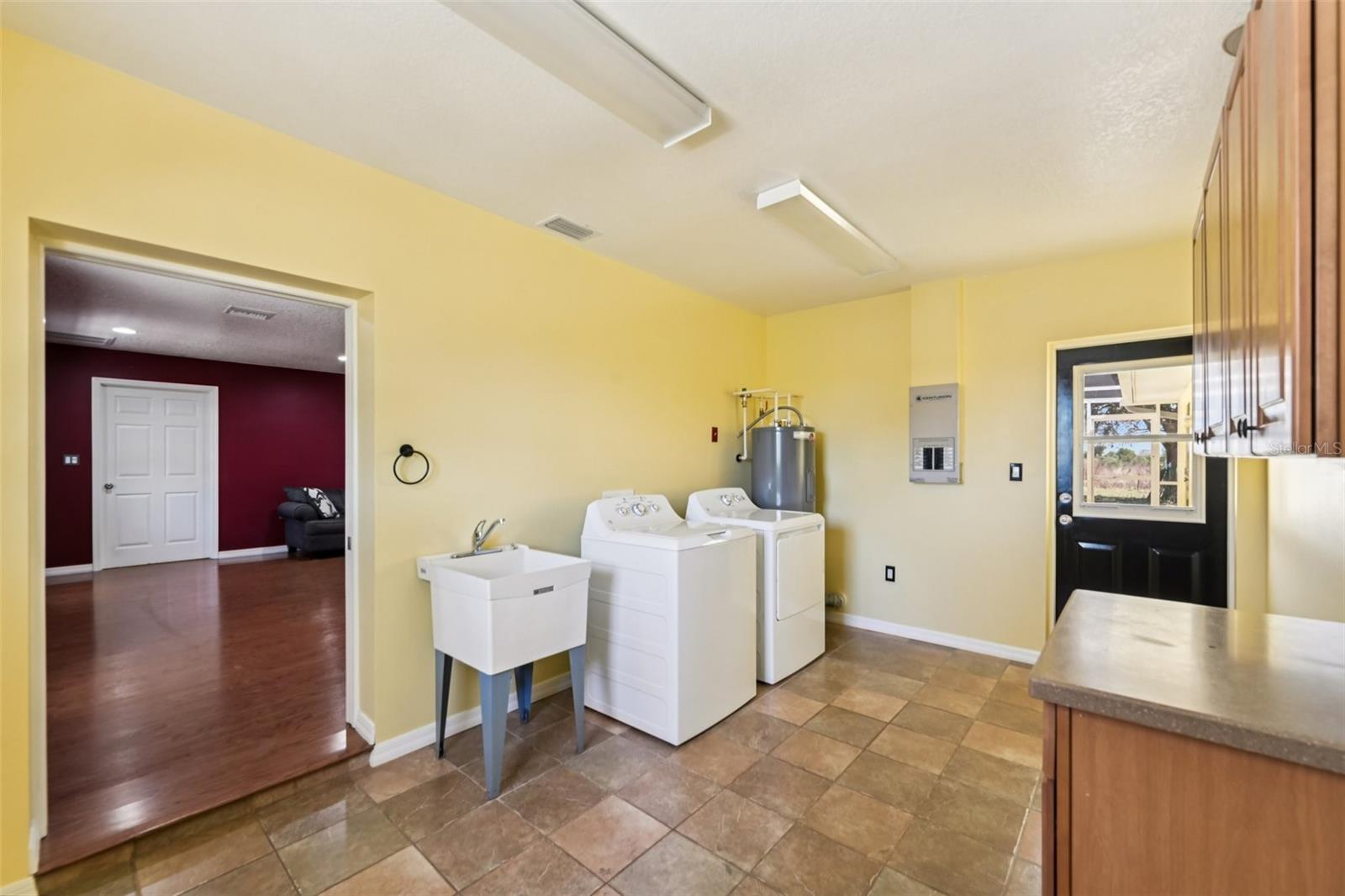 ACREAGE - Residential