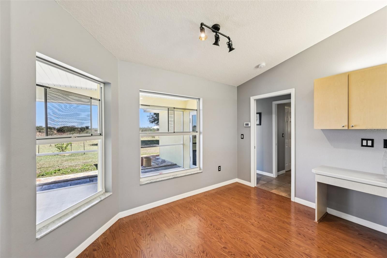 ACREAGE - Residential