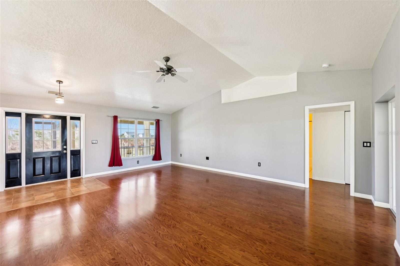 ACREAGE - Residential