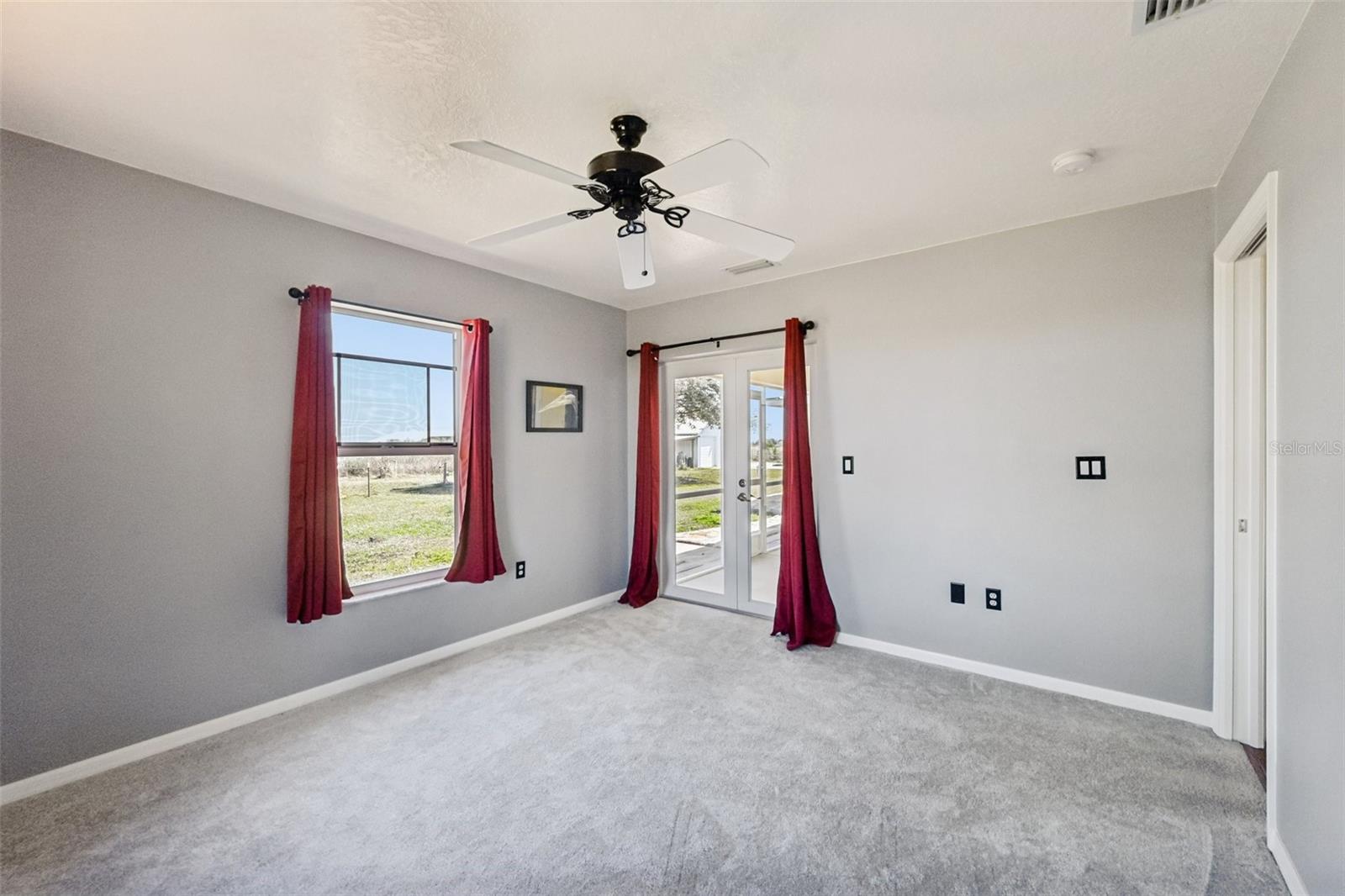 ACREAGE - Residential