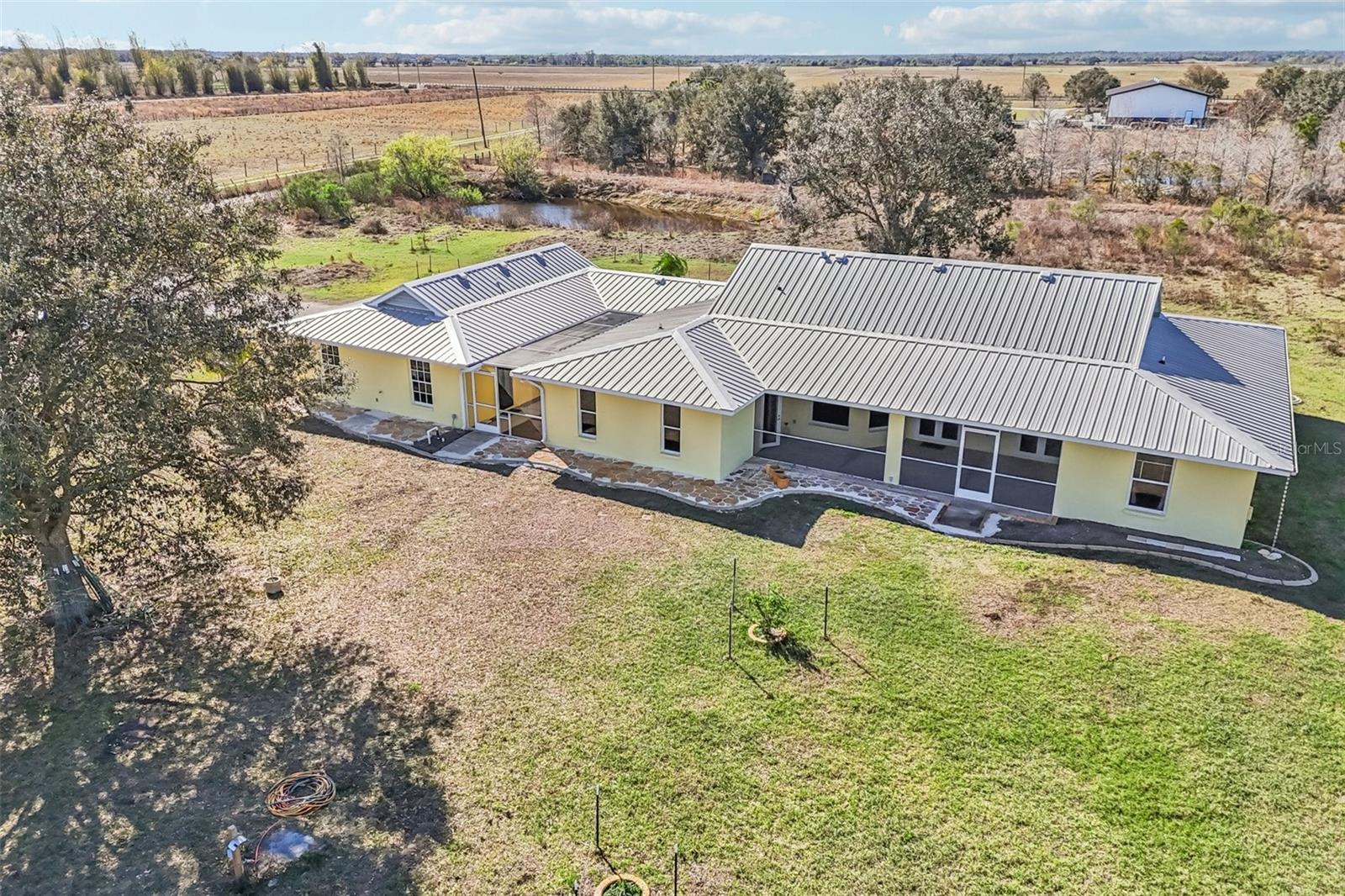 ACREAGE - Residential