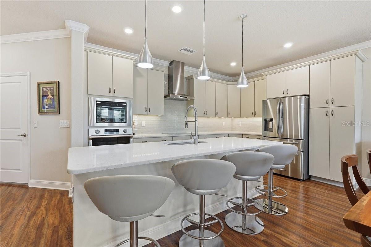 OZONA VILLAGE OF PALM HARBOR - Residential