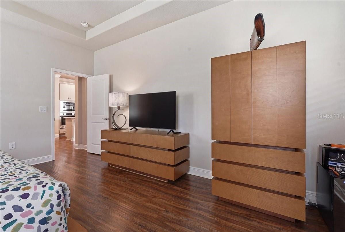 OZONA VILLAGE OF PALM HARBOR - Residential