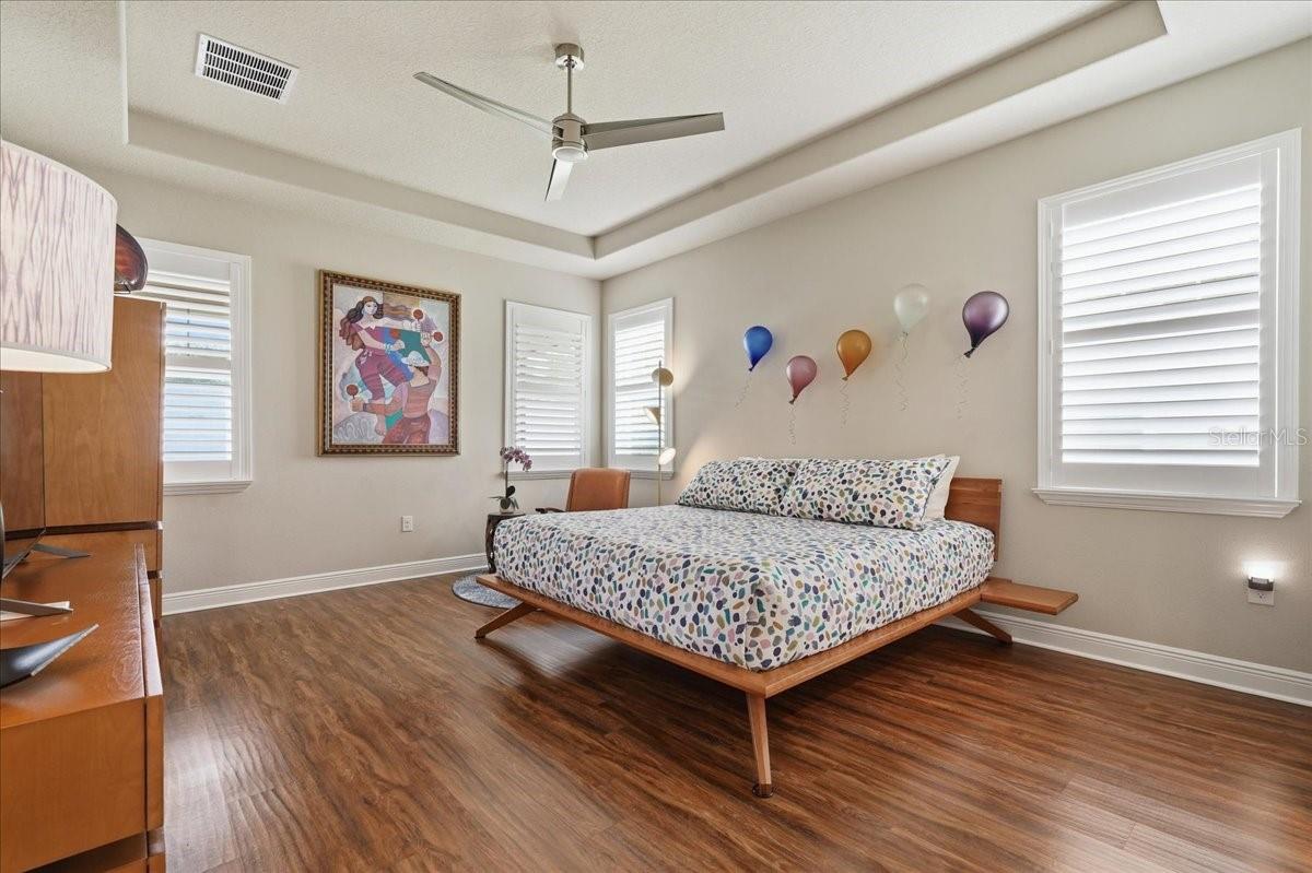 OZONA VILLAGE OF PALM HARBOR - Residential