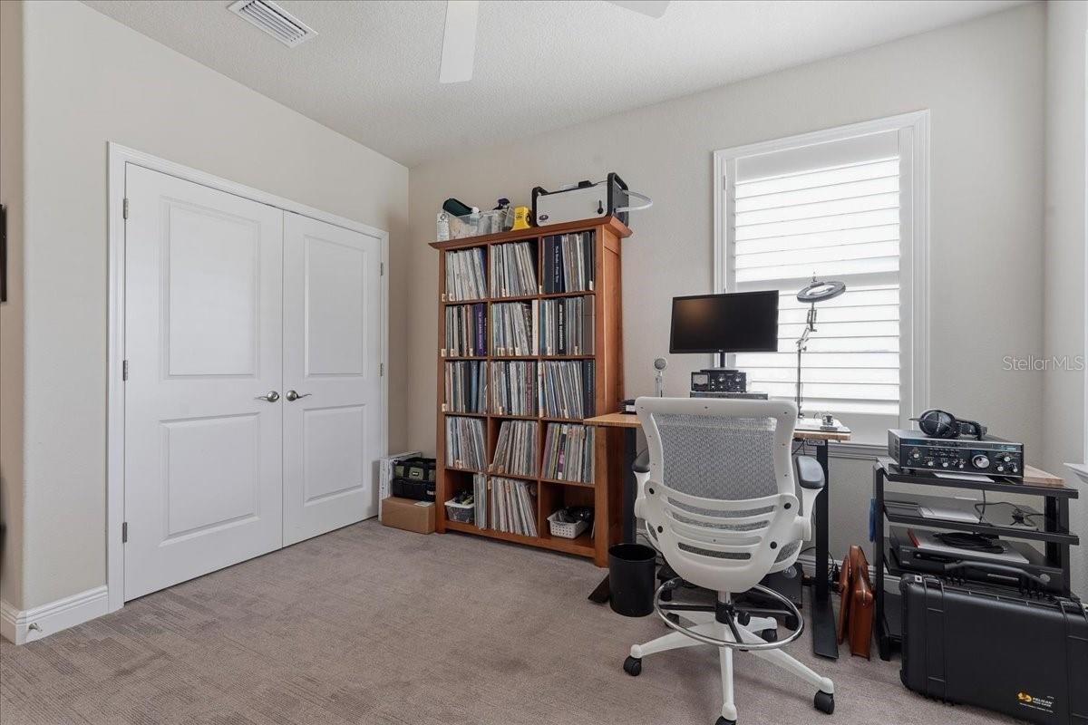 OZONA VILLAGE OF PALM HARBOR - Residential