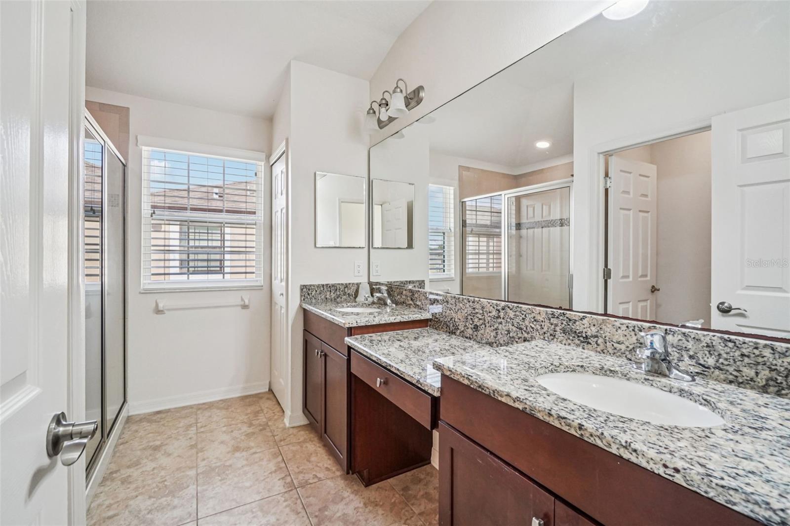 WEST LAKE TWNHMS PH 2 - Residential