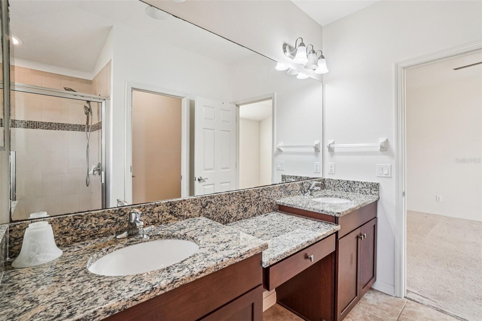 WEST LAKE TWNHMS PH 2 - Residential