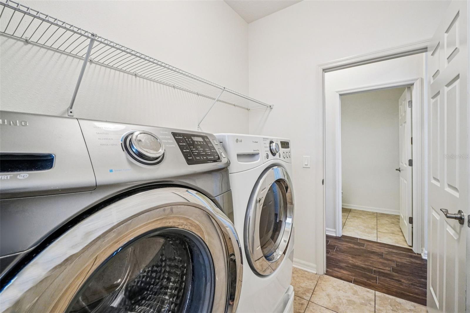 WEST LAKE TWNHMS PH 2 - Residential